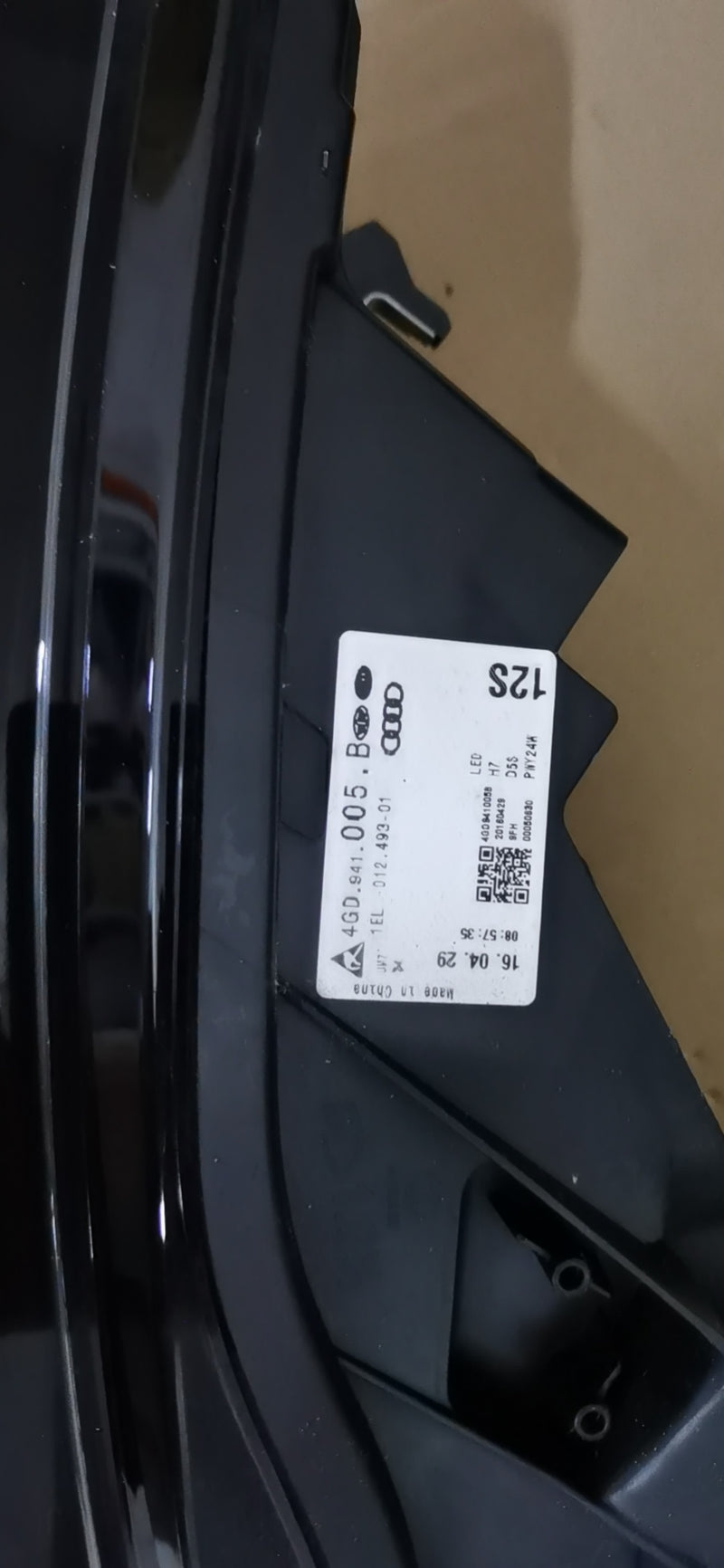 Load image into Gallery viewer, SENP AUTO PARTS Headlight For AUDI OEM 4GD 941 005 B